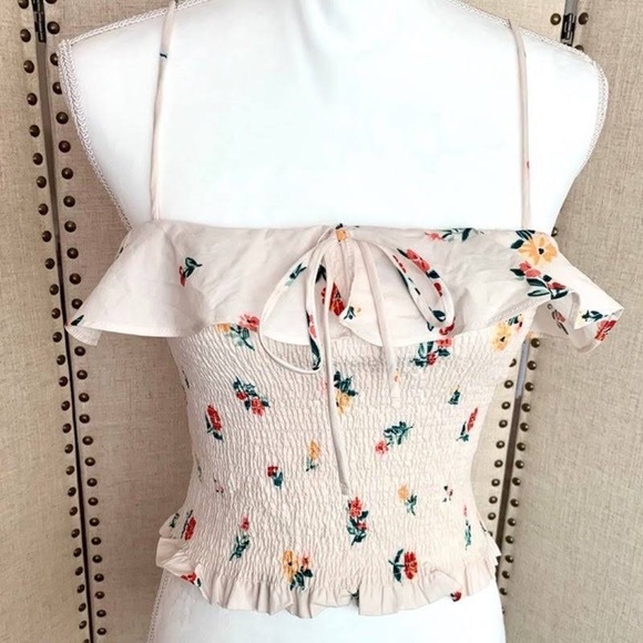 ZARA FLORAL SMOCKED TOP - Picture 2 of 7